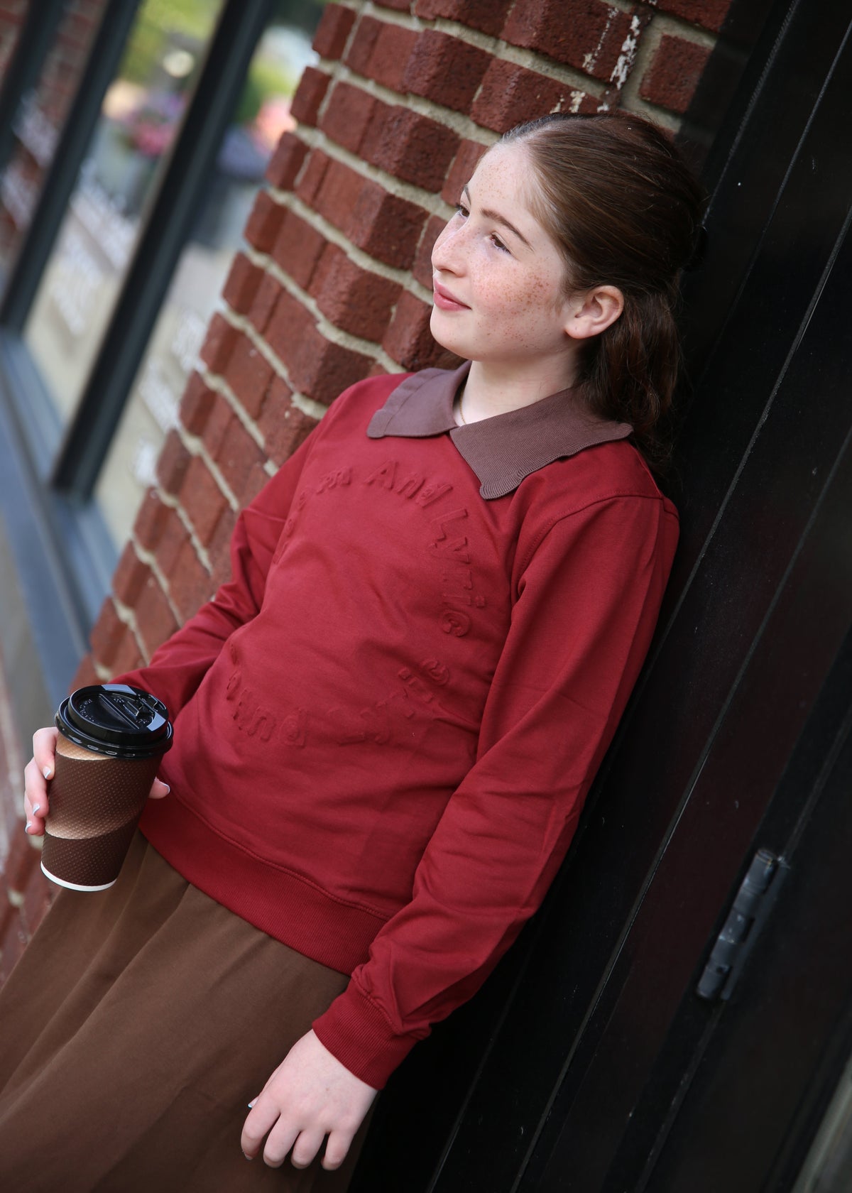 Embossed Seal Top (Merlot/Brown)
